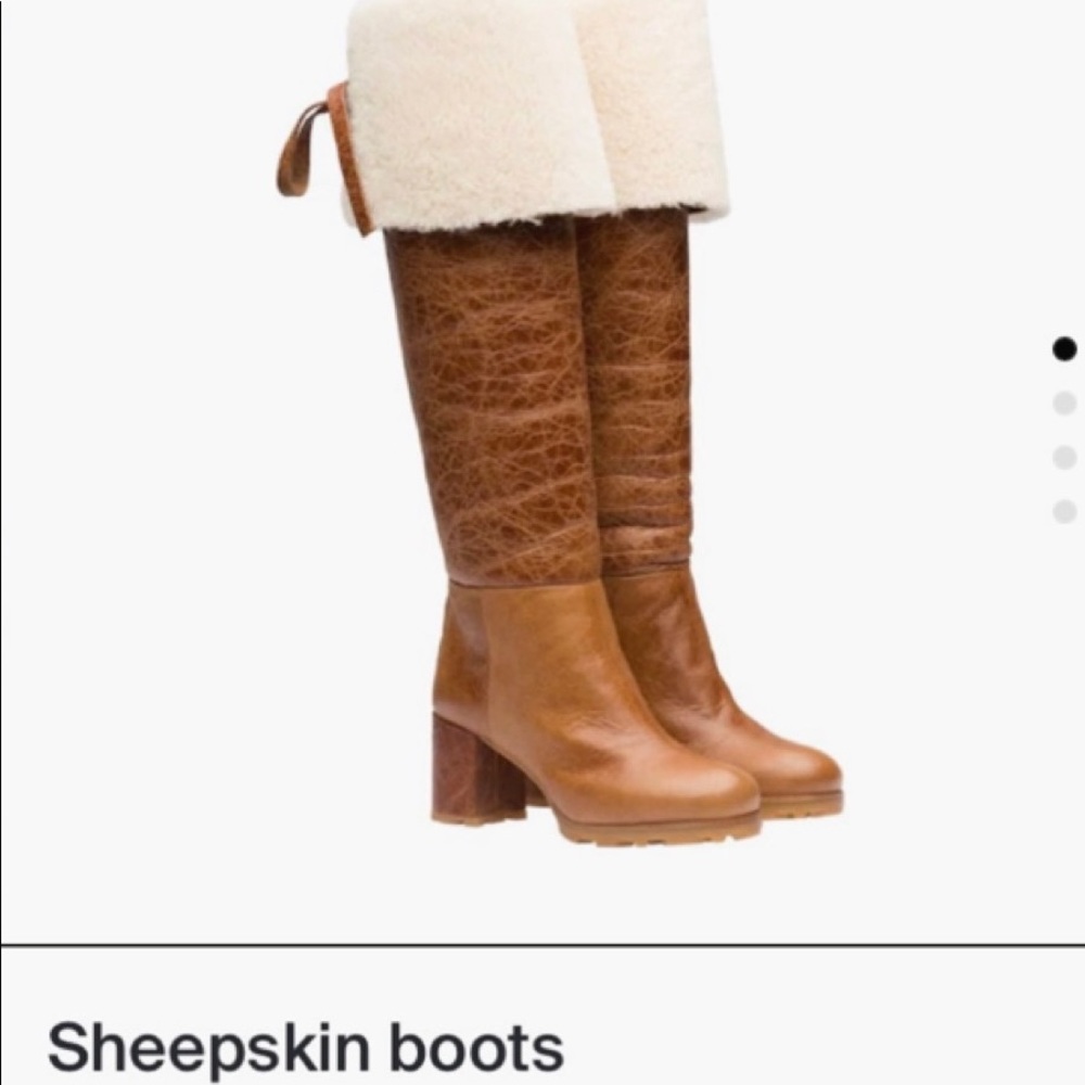 Sheepskin boots